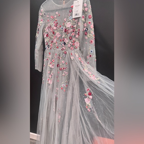 Mac Duggal Embroidered Illusion High Neck Long Sleeve A Line Gown 1121 - Picture 5 of 16